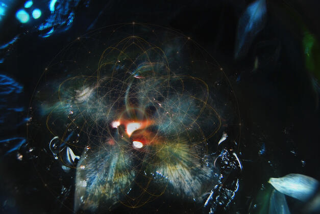 Manifestus l Multimedia art & poetry Manifestus l Ka — The first breath Effata — The threshold open Iftah — The wheel in motion Teo — The stars on their path. Tao — And holding Ettemmu — to be seen behind the veil